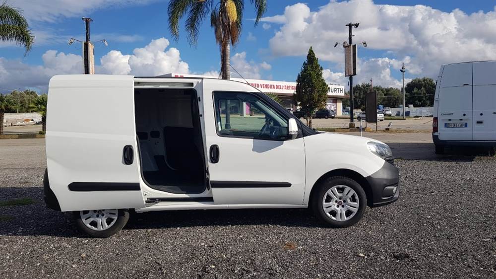 Fiat New Doblò cargo 1 3 Mjt 90cv furgone full optional pronta