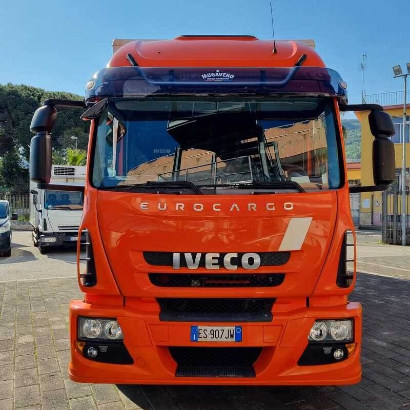 Eurocargo E Furgone Mt E Sponda Con Km Iveco Anno