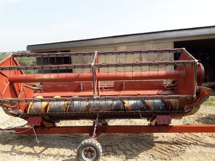 Foto 4 Mietitrebbia Laverda 3300 AL