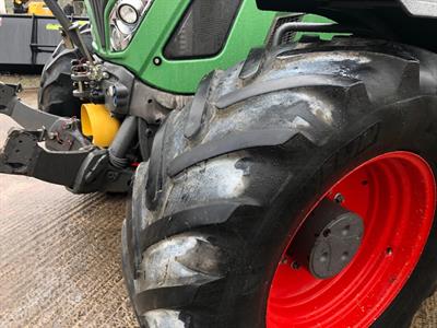 Trattore Marca Fendt 720 Vario Usato - Foto 3