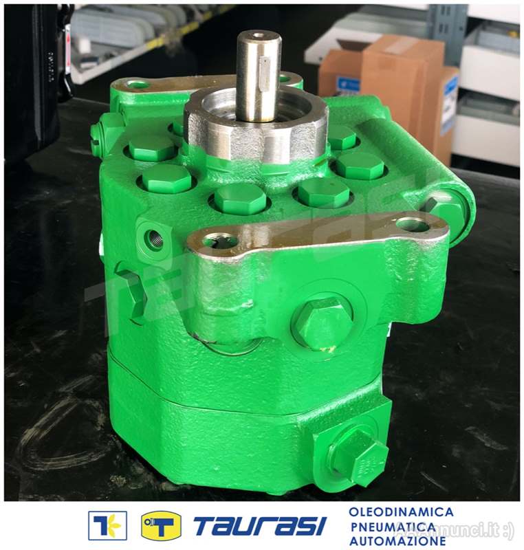 Pompa Idraulica Per Trattori John Deere Serie 770, 790, 870, 970, 1070 - Sostituisce AM876753 - 3