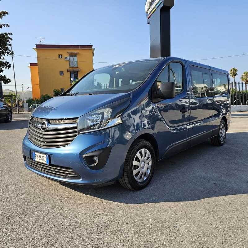 Foto 3 Opel Vivaro 1.6cdti Pulmino 9 posti Passo Lungo Anno 2018, unico proprietario