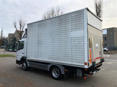 Camion Marca Mercedes furgonato - box 60 quintali - ql - Foto 5