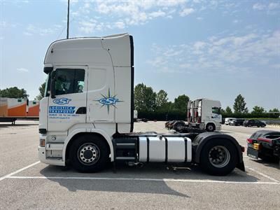 Scania R560
