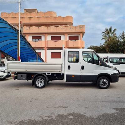 Daily 35c12 Doppia Cabina - Ribaltabile del 2016 Iveco Km 108000 - Foto 5
