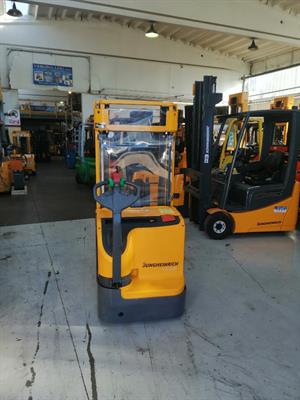 Transpallet con Colonna Jungheinirich 16Q Triplex Gal