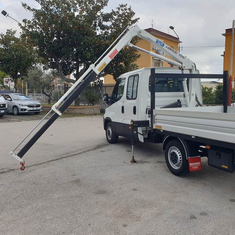 Daily 35s11 - 7 Posti Con Gru Anno 2016 - KM 26.000 Iveco Cassone Fisso ...