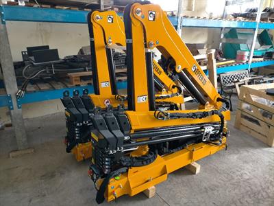 Gru nuove EFFER 35 con 3 sfili idraulici Nuove