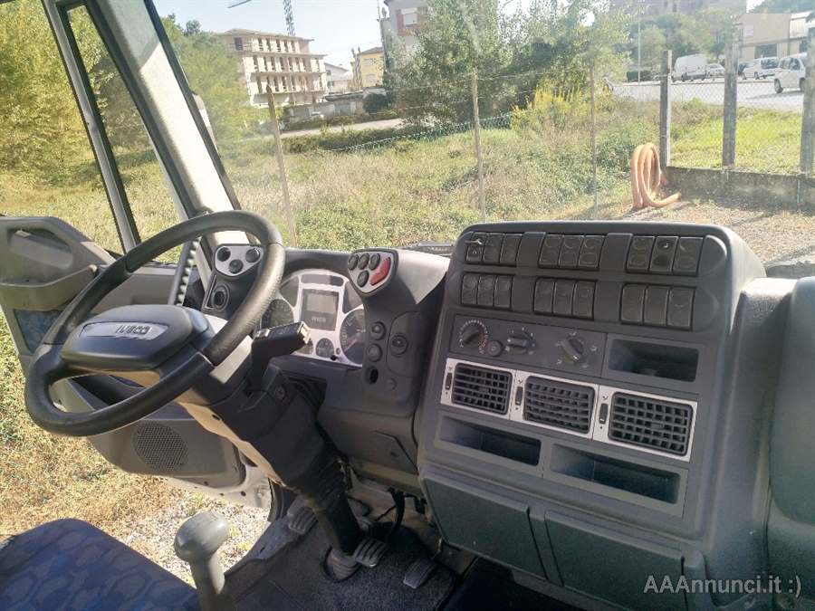 Foto 8Iveco Eurocargo 80E17 Furgone e Sponda
