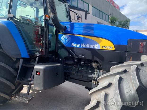 Foto 4New Holland TM 190 Anno 2002