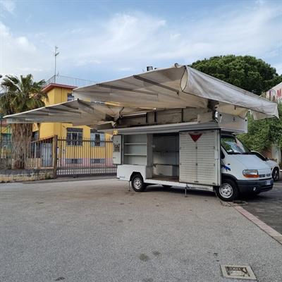 Autonegozio con tenda elettrica - Renault Master