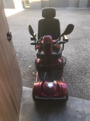 Scooter per uso esterno surace