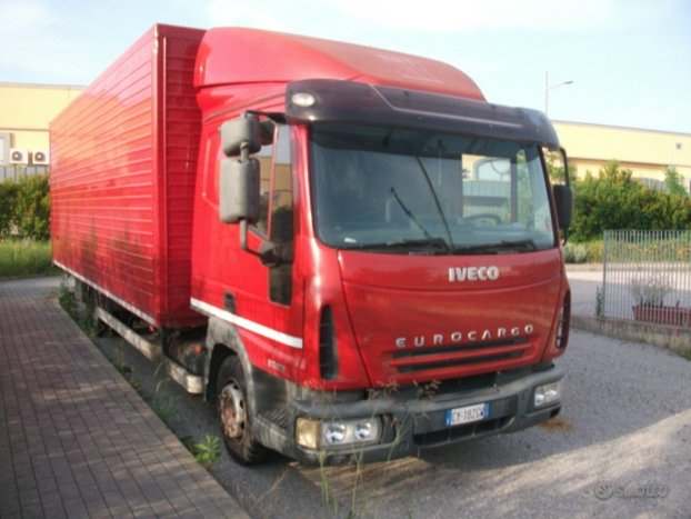 Foto 2Iveco Eurocargo 80e18. 75 Cab Letto Fiat Centinato, tipologia Furgone
