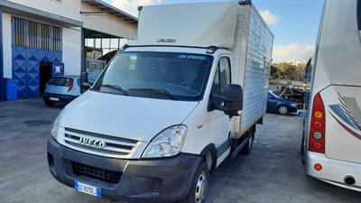 Furgone chiuso Iveco 50/E4 del 2009