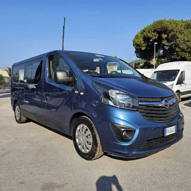 Opel Vivaro 1.6cdti Pulmino 9 posti Passo Lungo Anno 2018, unico proprietario