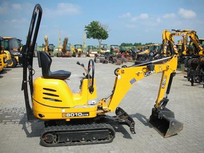 Miniescavatore JCB 8010CTS