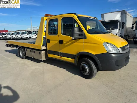 Daily 70C17 Carro attrezzi doppia cabina