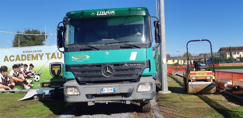 Foto 10Vendo 4 assi cassonato Marca Mercedes Cassone Ribaltabile, in ottime condizioni