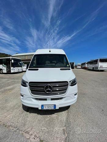 Mercedes Sprinter 9 posti + autista Anno 2019 Km 40000, cambio ...