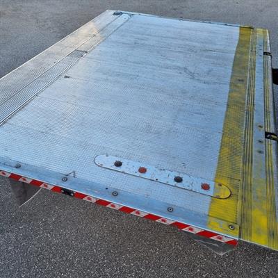 Daily 60c17 170CV Cassa 4,90mt - sponda caricatrice Iveco Furgone - Foto 6