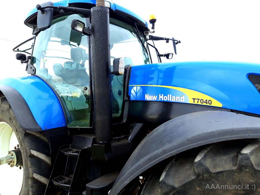 Foto 6New Holland T7040 Anno 2010 Ore 5500