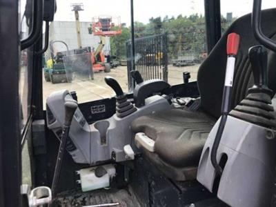 Miniescavatore Kubota U27-4 - Anteprima 2