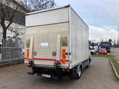 Camion Marca Mercedes furgonato - box 60 quintali - ql - Foto 4