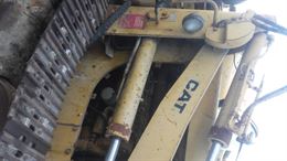 Pala meccanica CAT