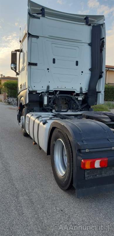 Foto 3Mercedes Actros 1845 del 2014