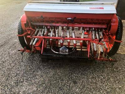 Seminatrice classica Carraro 2 metri di lavoro