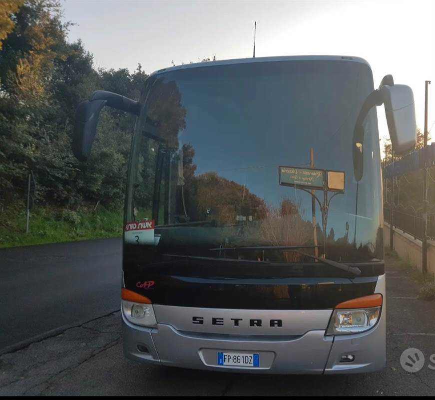 Foto 2AutoBus 415 GTHD Marca Setra Anno 2006, ottime condizioni