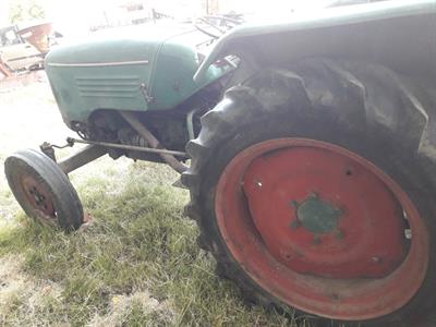 Trattore perfetto di motore e meccanica con i documenti Anno 1960 - Foto 3