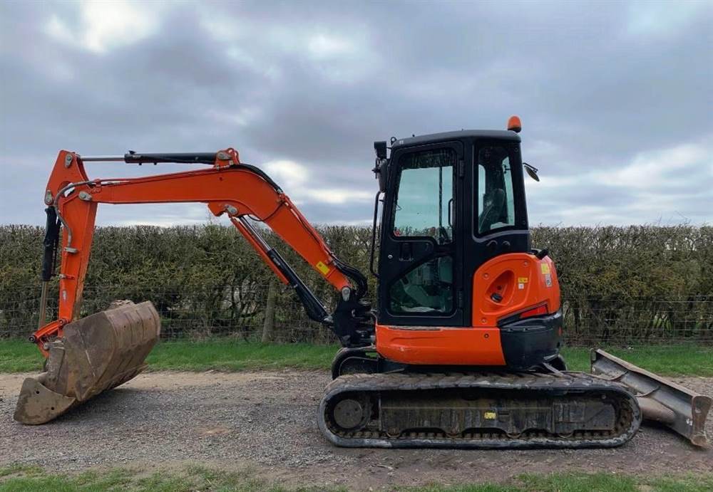 Foto 5Escavatore Kubota U48-4 usato