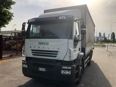Iveco Stralis 350 cabina corta, cambio manuale, unico proprietario - Foto 4