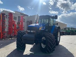 New Holland TM 190