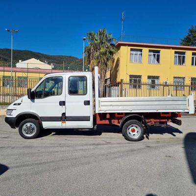 DAILY 35c11 2.8cc 110CV DOPPIA CABINA - RIBALTABILE Iveco Anno 2002 - Anteprima 5