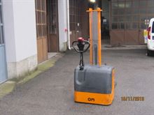 TRANSPALLET ELETTRICO OM (ANNO 2016)