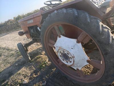 Trattore FIAT 480