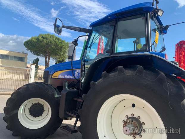 Foto 5New Holland TM 190 Anno 2002