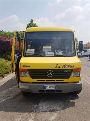 Daimlerchrysler AG MB 815 Mercedes scuolabus Anno 2004, con pedana - Foto 2
