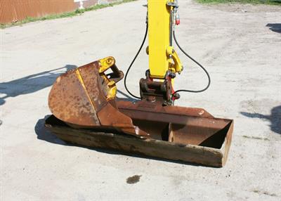 Escavatore Komatsu PC88MR-8 - Anteprima 4