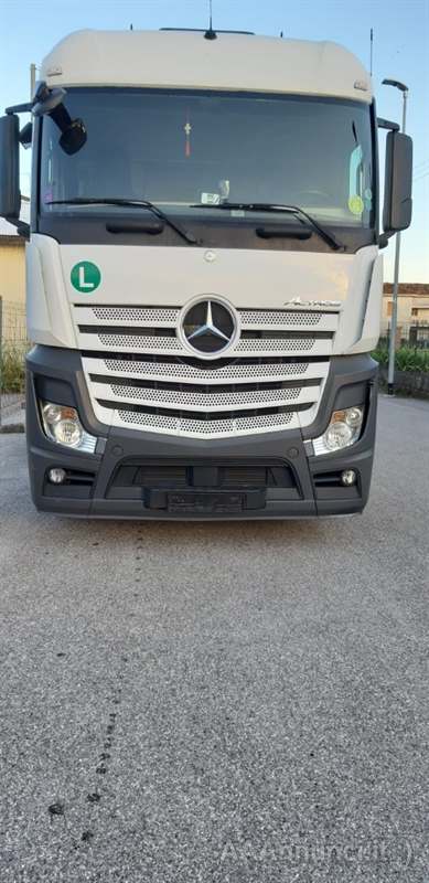 Foto 2Mercedes Actros 1845 del 2014