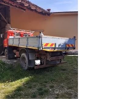 Camion d'epoca funzionante