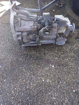 Cambio e retarder Iveco 100 E 18
