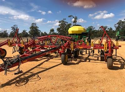 Seminatrice BOURGAULT 8810 usata - Foto 3