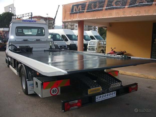 Foto 5Iveco Daily 60c17 carroattrezzi tipo isoli Fiat Centinato, tipologia Furgone