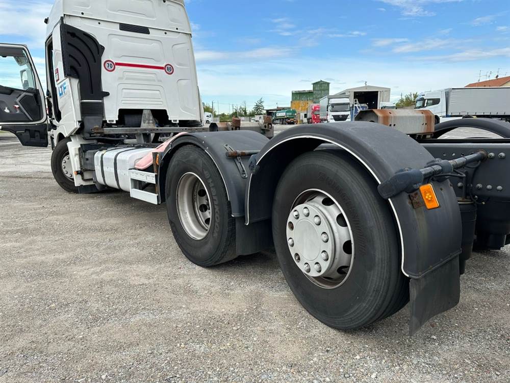 Foto 4 Renault T porta casse mobili 7.15/7.45 Telaio Anno 2018, cambio automatico