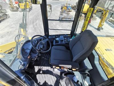 Pala KOMATSU WA320-5H gommata usata Anno 2005 Ore 15350 - Anteprima 5