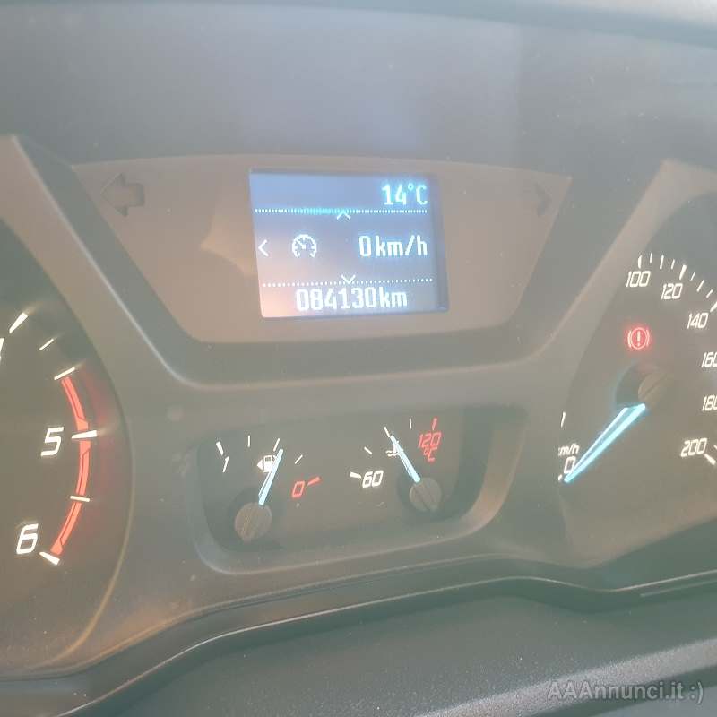 Foto 11Ford Transit 2.2tdci 155CV - Doppia Cabina del 2016 Iveco Cassone Ribaltabile