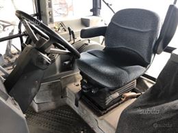Foto 5 New Holland 7840